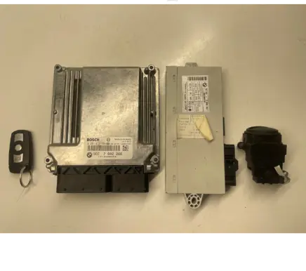 Engine ECU kit and lock set