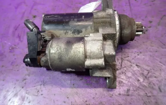 Skoda Fabia Mk2 (5J) Starter motor 02T911023R