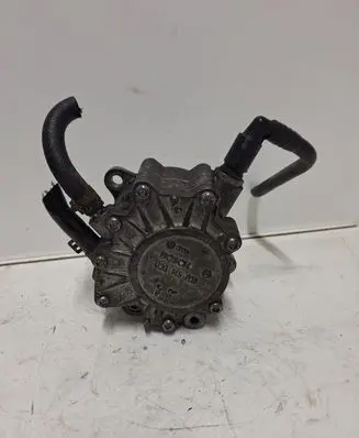 Volkswagen PASSAT B6 Vacuum pump 03G145209D