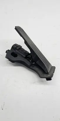 Volkswagen PASSAT B6 Accelerator throttle pedal 1K1723503L 6PV00860001