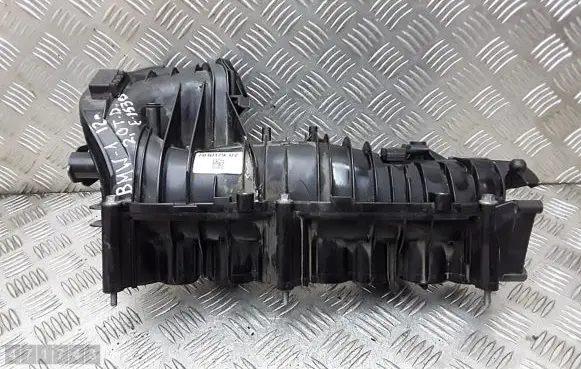 BMW 1 E82 E88 Intake manifold 781017902