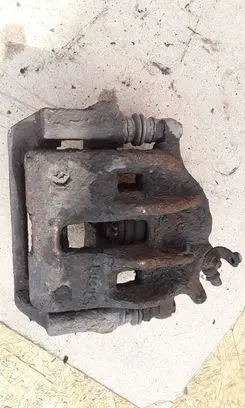 Peugeot 607 Front brake caliper