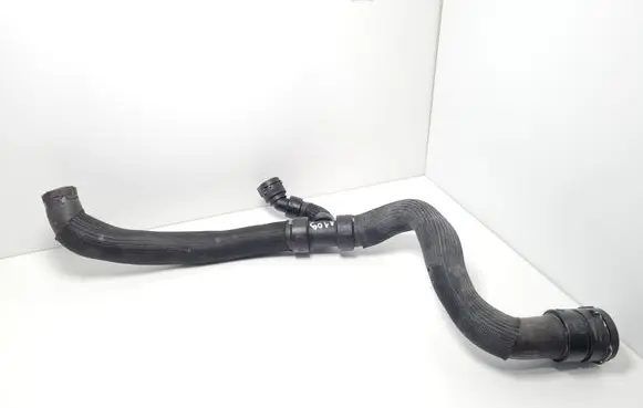 Volvo XC70 Engine coolant pipe/hose 31355200
