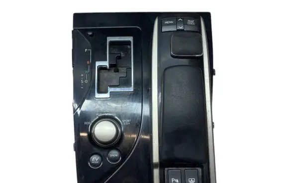 Lexus GS 250 350 300H 450H Gear shifter surround trim plastic 2372400261 5880430E50 5882130810