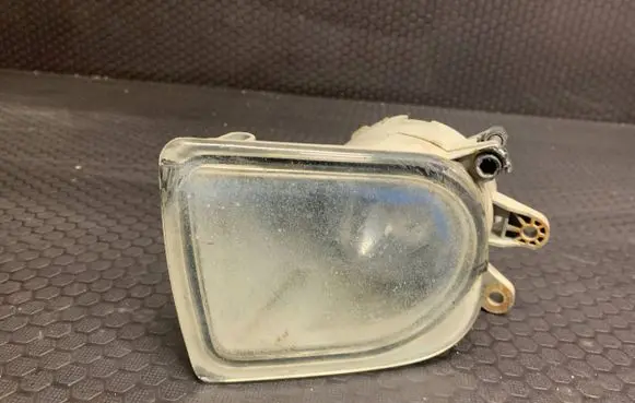 Volvo V50 Front fog light 08678700 0305075002 82455