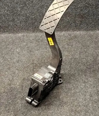 Volkswagen Taigo Accelerator throttle pedal 2Q1723503