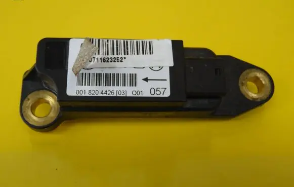 Mercedes-Benz C W203 Airbag deployment crash/impact sensor 0018204426