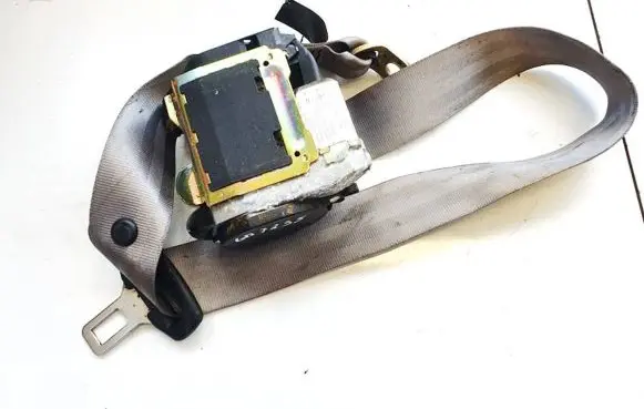 Audi A6 S6 C5 4B Middle seatbelt (rear) 4b9857807 600706104