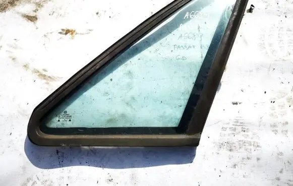 Volkswagen PASSAT B3 Rear side window