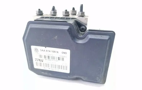 Volkswagen PASSAT B7 ABS Pump 3AA614109N