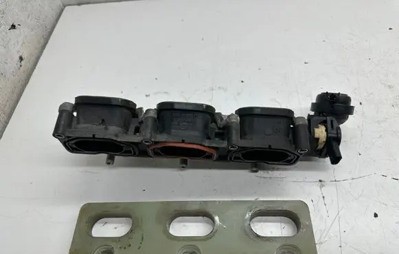 Audi A7 S7 4G Intake manifold 06E133110AS 15B1579
