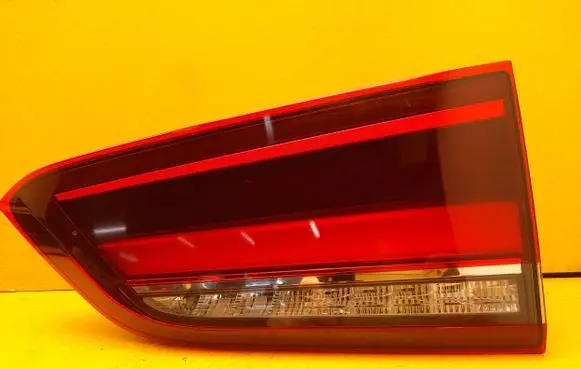 BMW X1 F48 F49 Tailgate rear/tail lights 7477718