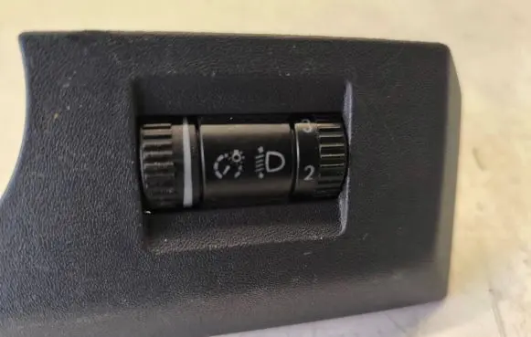 Volkswagen Transporter - Caravelle T5 Headlight level height control switch 7E0941333