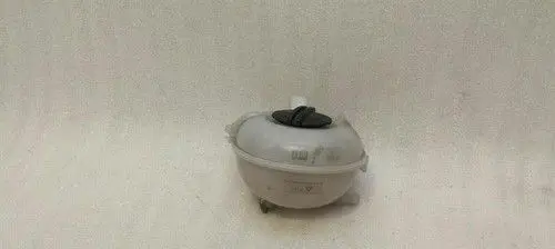 Audi A3 S3 8V Coolant expansion tank/reservoir cap 5Q0121407G