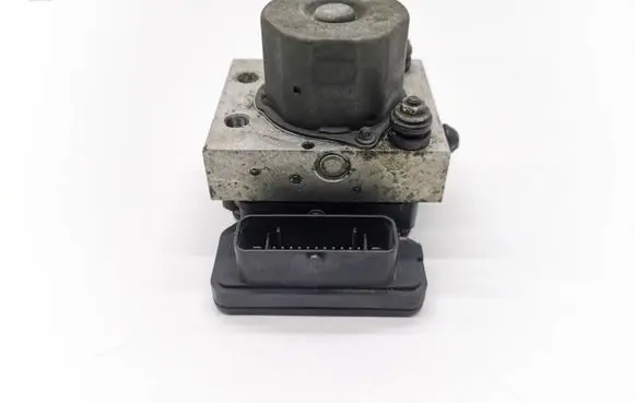 Tesla Model S ABS Pump 1037797-00-D