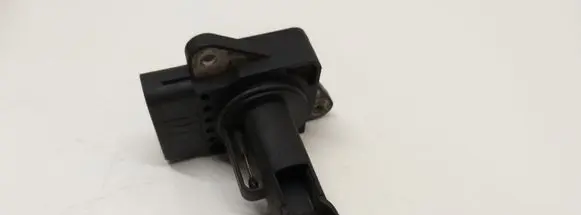 Toyota Avensis T250 Mass air flow meter 1974003070 222040N010 050728