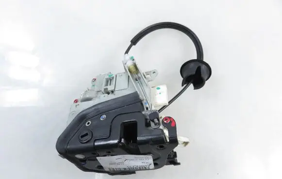 Audi A4 S4 B8 8K Rear door lock 8K0839015C