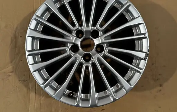 Audi A6 S6 C7 4G R18 alloy rim 4K0601025C