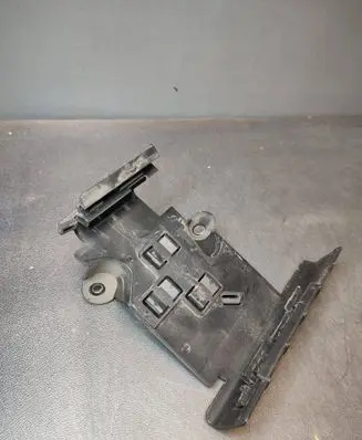 Volkswagen PASSAT B8 Other engine bay part 5Q0906507F