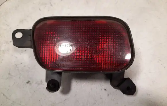 Mazda 323 Rear fog light 0498255L 0168254L 3095