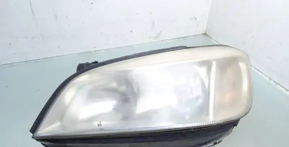 Opel Zafira A Headlight/headlamp 90582021