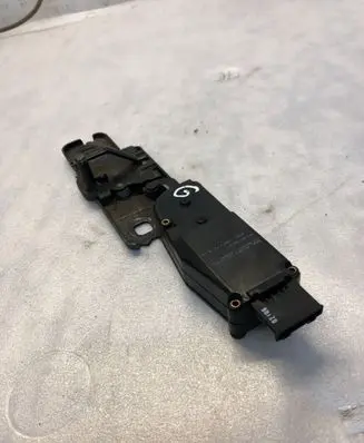 Audi Q7 4L Tailgate/trunk/boot lock/catch/latch 4f9827383b