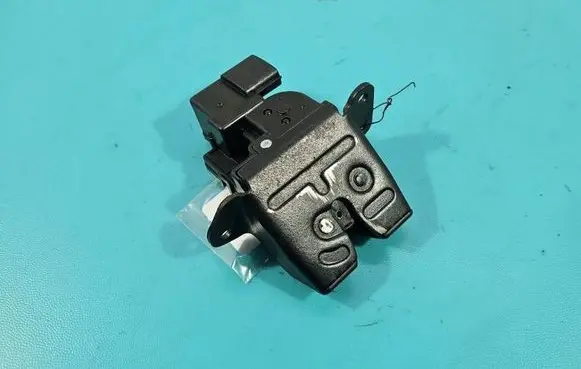 Hyundai i30 Tailgate/trunk/boot lock/catch/latch 81230-A6000 IMPRK1522165