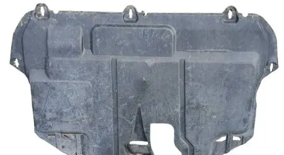 Ford Focus Engine splash shield/under tray