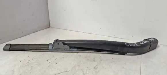Mitsubishi Colt Rear wiper blade arm 33493