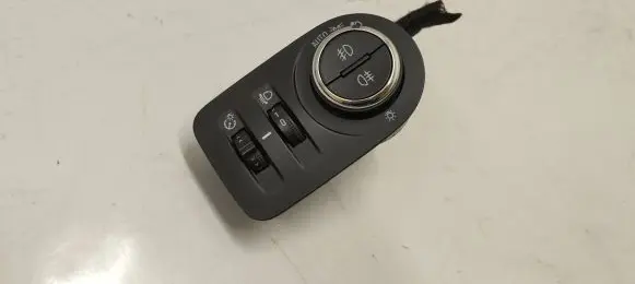Opel Grandland X Light switch 39085926