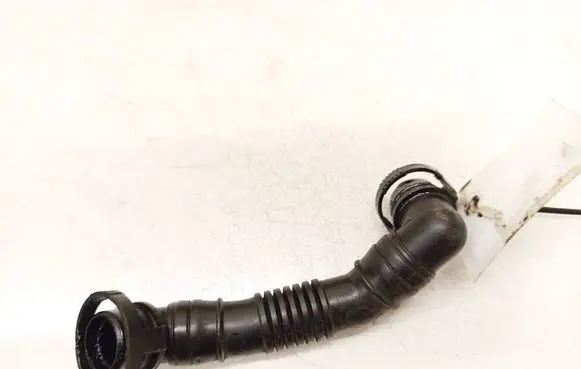 Skoda Octavia Mk2 (1Z) Breather hose/pipe 03G103493D