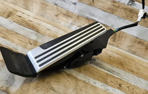 Infiniti Q50 Accelerator throttle pedal 0280755155 180021NC0C