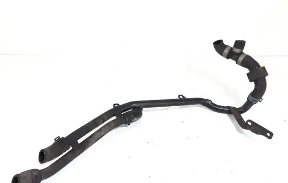 Engine coolant pipe/hose
