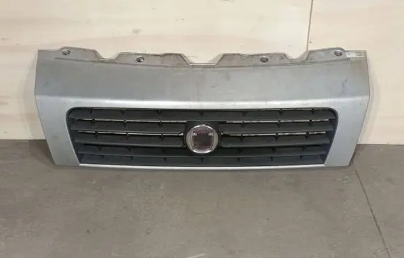 Fiat Ducato Front bumper upper radiator grill 1308067070