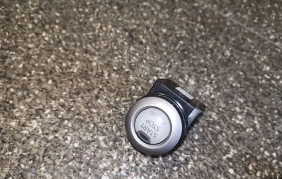 Nissan Juke I F15 Engine start stop button switch 2009DJ2357
