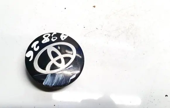 Toyota Auris 150 Original wheel cap 2205tr