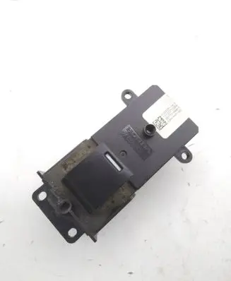 Honda CR-V Electric window control switch F000251AB 1212071000424
