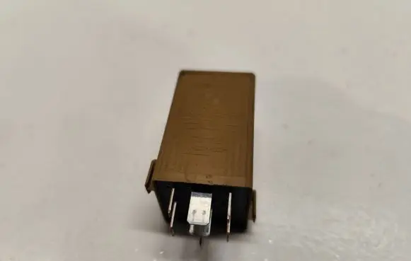 BMW X5 E53 Window control relay 61368384505 V23141B3001X15