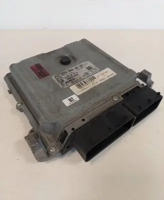 Mercedes-Benz CLA C117 X117 W117 Engine control unit/module A2709000900 0261S08233 A2709010900