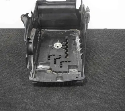 Volvo XC70 Battery box tray 31294078
