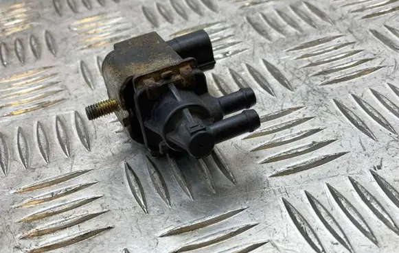 Isuzu Trooper Turbo solenoid valve