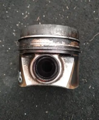 Skoda Superb B8 (3V) Piston 