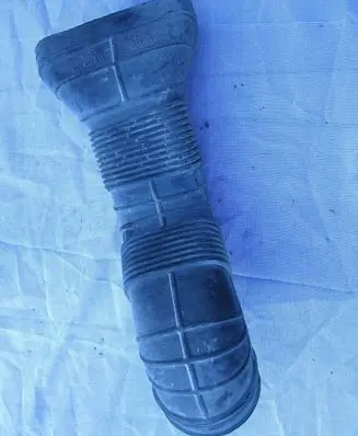 Volkswagen PASSAT B3 Air intake duct part 357129628