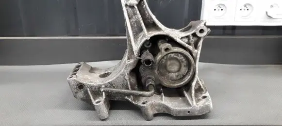 Renault Scenic II - Grand scenic II Power steering pump 7700415198