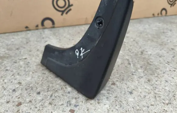 KIA Stinger Front mudguard J5F46AC110
