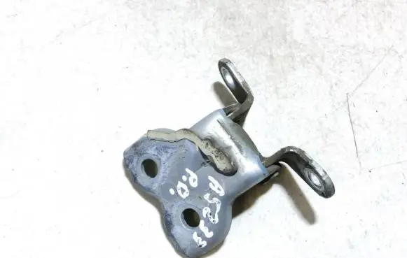 Toyota Aygo AB10 Front door upper hinge