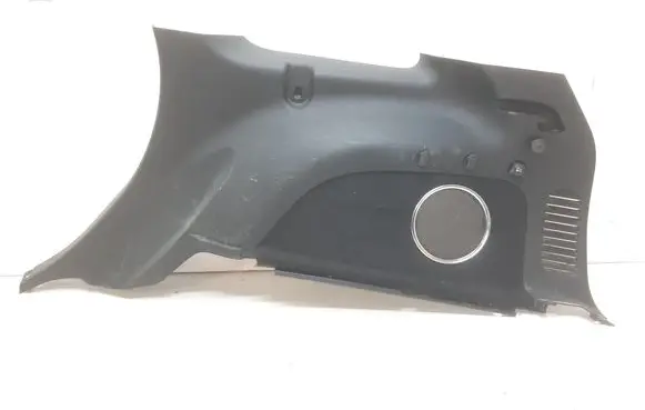 Trunk/boot side trim panel