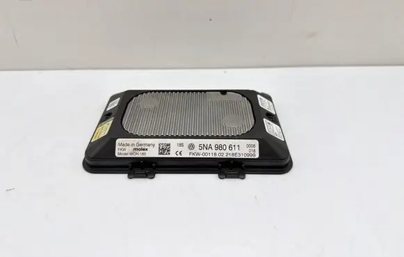 Skoda Octavia Mk4 Wireless charging module 5NA980611