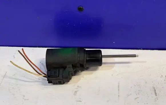 Brake pedal sensor switch