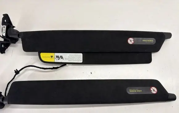 Tesla Model X Sun visor 104860154E 104860054D 1064042116